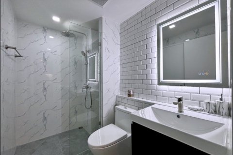 Condominio de 1 dormitorio en Pattaya, Tailandia № 202274 - foto 6