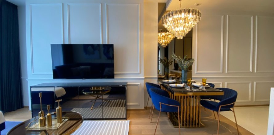 Condo in Khlong Toei, Bangkok, Thailand, 2 bedrooms  № 163773