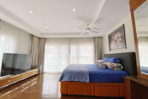 Condominio de 2 dormitorios en Pattaya, Tailandia № 121148 - foto 28