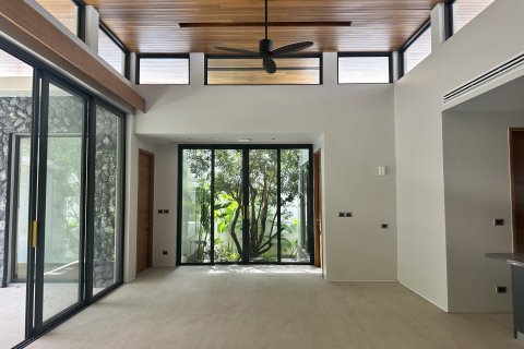 Chalet de 3 dormitorios en Bang Tao, Tailandia № 152428 - foto 3