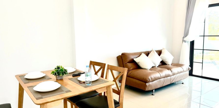 Casa de 3 dormitorios en Phuket, Tailandia № 209719