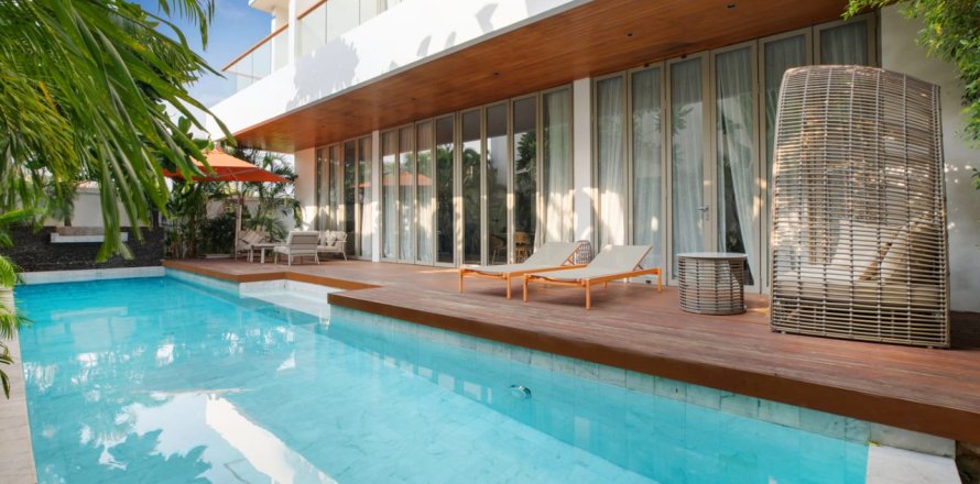Chalet de 3 dormitorios en Rawai, Tailandia № 209717