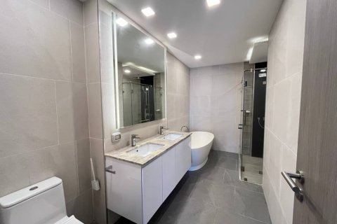 Condominio de 3 dormitorios en Pattaya, Tailandia № 120660 - foto 12