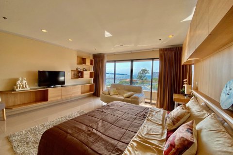 Condominio de 3 dormitorios en Pattaya, Tailandia № 121088 - foto 2