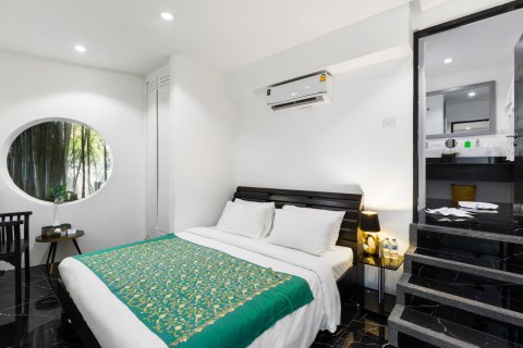 Chalet de 7 dormitorios en Kamala, Tailandia № 153696 - foto 8