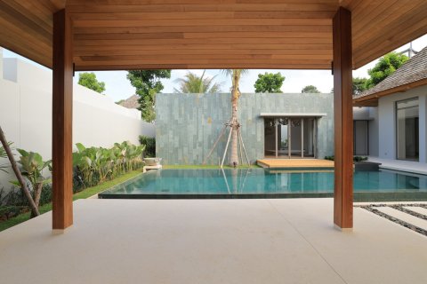 Chalet de 4 dormitorios en Bang Tao, Tailandia № 210015 - foto 12