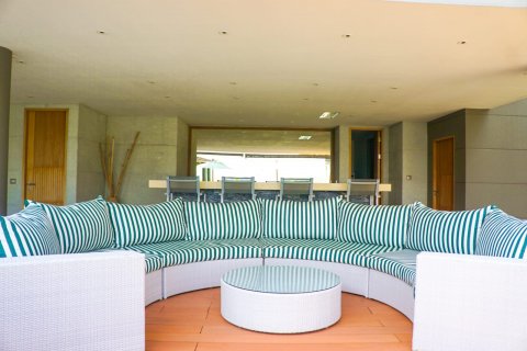Chalet de 4 dormitorios en Layan Beach, Tailandia № 70928 - foto 10