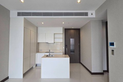 Condominio de 2 dormitorios en Khlong Toei, Bangkok, Tailandia № 164013 - foto 13