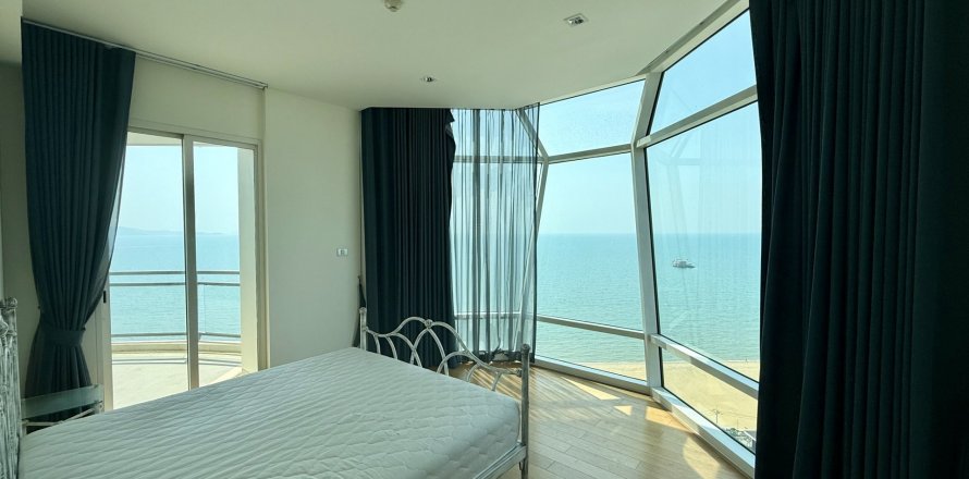 Condo in Pattaya, Thailand, 3 bedrooms in Reflection Jomtien Beach № 121252