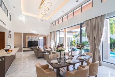 Chalet de 4 dormitorios en Bang Tao, Tailandia № 71768 - foto 13