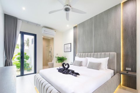 Propiedad 286.2 m2 en Bang Tao, Tailandia № 202066 - foto 8