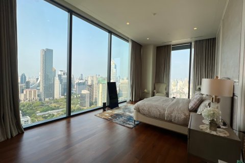 Condo à Pathum Wan, Bangkok, Thaïlande, 4 chambres  № 167053