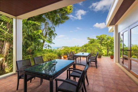 Chalet de 7 dormitorios en Kamala, Tailandia № 153701 - foto 17