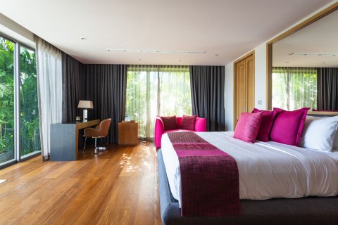 Chalet de 7 dormitorios en Layan Beach, Tailandia № 74436 - foto 13
