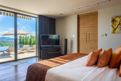 Chalet de 7 dormitorios en Layan Beach, Tailandia № 74436 - foto 11