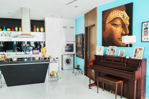 Condominio de 3 dormitorios en Pattaya, Tailandia № 121068 - foto 9