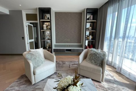 Кондоминиум с 6 комнатами в Кхлонг Сане, Бангкок, Таиланд № 167044 - фото 6