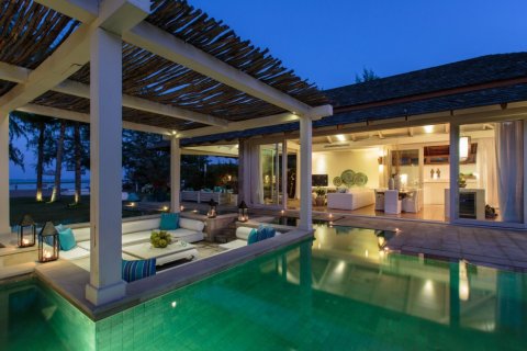 Villa in Ko Samui, Thailand 5 Schlafzimmer № 74437 - Foto 4