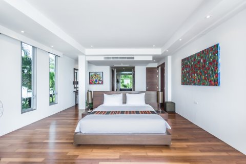 Chalet de 5 dormitorios en Layan Beach, Tailandia № 153702 - foto 14