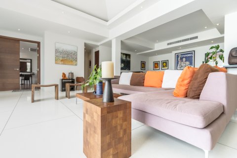 Chalet de 5 dormitorios en Layan Beach, Tailandia № 153702 - foto 11