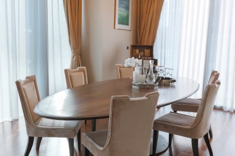 Condominio de 2 dormitorios en Watthana, Bangkok, Tailandia № 163869 - foto 5