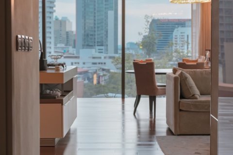 Condominio de 2 dormitorios en Watthana, Bangkok, Tailandia № 163869 - foto 7