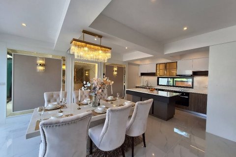 Propiedad 357.47 m2 en Rawai, Tailandia № 144435 - foto 20