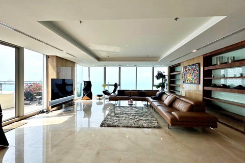 Condominio de 4 dormitorios en Pattaya, Tailandia № 146383 - foto 3