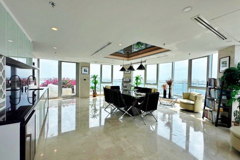 Condominio de 4 dormitorios en Pattaya, Tailandia № 146383 - foto 4