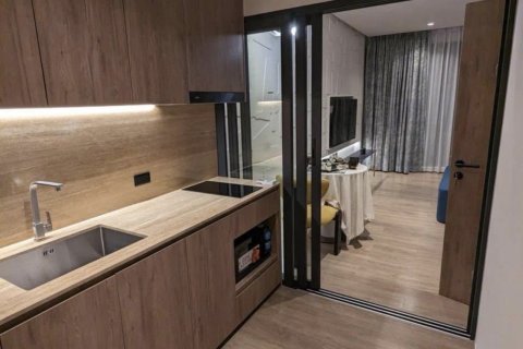 Sobre plano Bellevue Beachfront Condo en Phuket, Tailandia № 75902 - foto 7