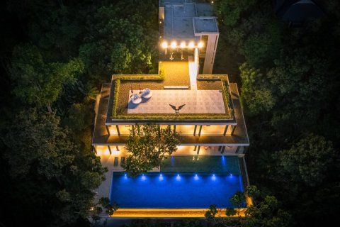 Villa in Kamala, Thailand 5 bedrooms № 153760