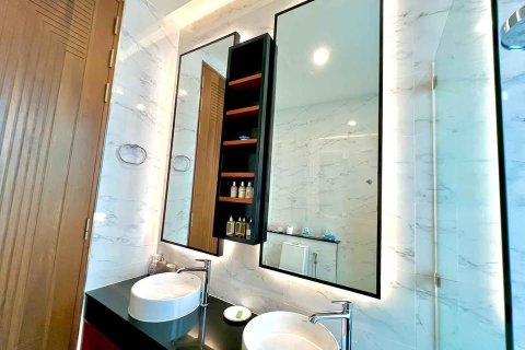 Chalet de 2 dormitorios en Bang Tao, Tailandia № 152570 - foto 4