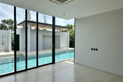 Chalet de 4 dormitorios en Bang Tao, Tailandia № 152425 - foto 23