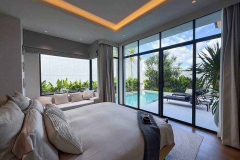 Propiedad 300 m2 en Chalong, Tailandia № 135206 - foto 9