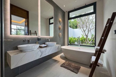 Propiedad 300 m2 en Chalong, Tailandia № 135206 - foto 7