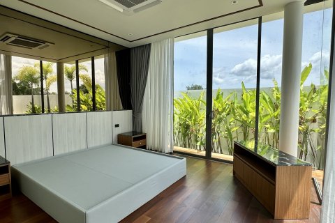 Chalet de 3 dormitorios en Bang Tao, Tailandia № 152419 - foto 8