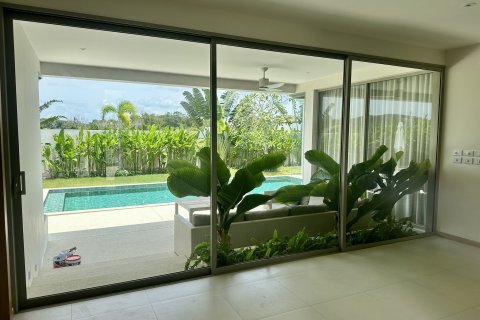 Chalet de 4 dormitorios en Bang Tao, Tailandia № 152416 - foto 7