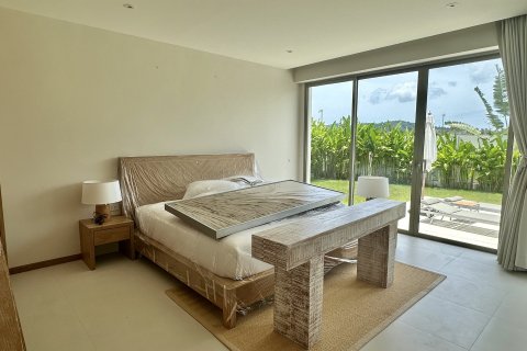 Chalet de 3 dormitorios en Bang Tao, Tailandia № 210006 - foto 15