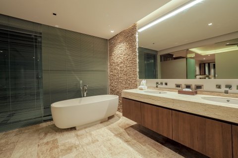 Chalet de 3 dormitorios en Layan Beach, Tailandia № 70391 - foto 15