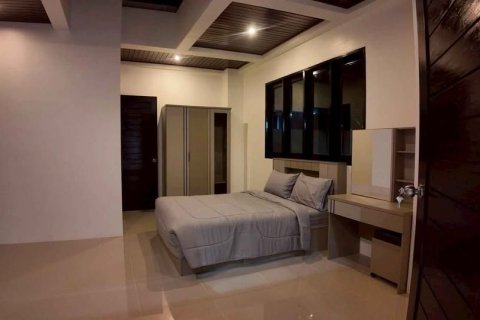 Propiedad 280 m2 en Chalong, Tailandia № 135143 - foto 6