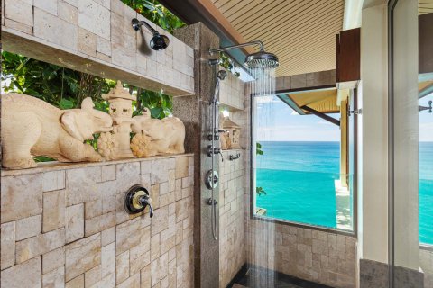 Chalet de 5 dormitorios en Kata, Tailandia № 153765 - foto 17