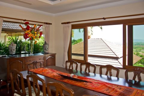 Chalet de 6 dormitorios en Layan Beach, Tailandia № 70935 - foto 11