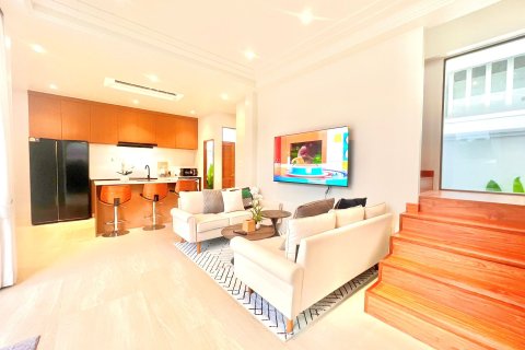 Chalet de 3 dormitorios en Bang Tao, Tailandia № 152504 - foto 12