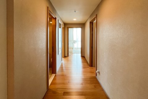 Condominio de 3 dormitorios en Watthana, Bangkok, Tailandia № 163796 - foto 7
