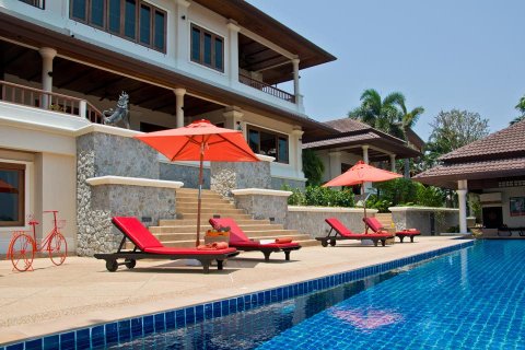 Chalet de 6 dormitorios en Layan Beach, Tailandia № 70935 - foto 13