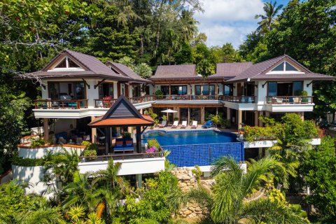 Villa in Kata, Thailand 5 bedrooms № 153765