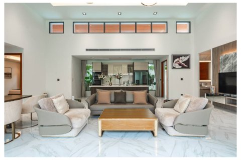 Chalet de 3 dormitorios en Bang Tao, Tailandia № 210010 - foto 19