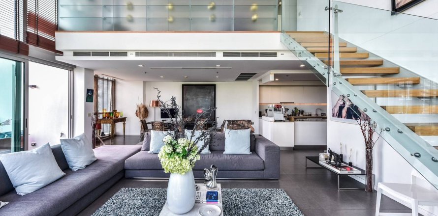 Condo à Khlong San, Bangkok, Thaïlande, 4 chambres № 168002
