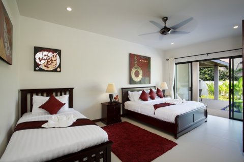 Chalet de 3 dormitorios en Nai Harn Beach, Tailandia № 71525 - foto 18