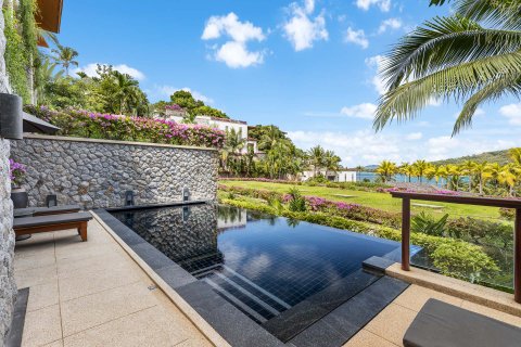 Chalet de 3 dormitorios en Kamala, Tailandia № 153755 - foto 12